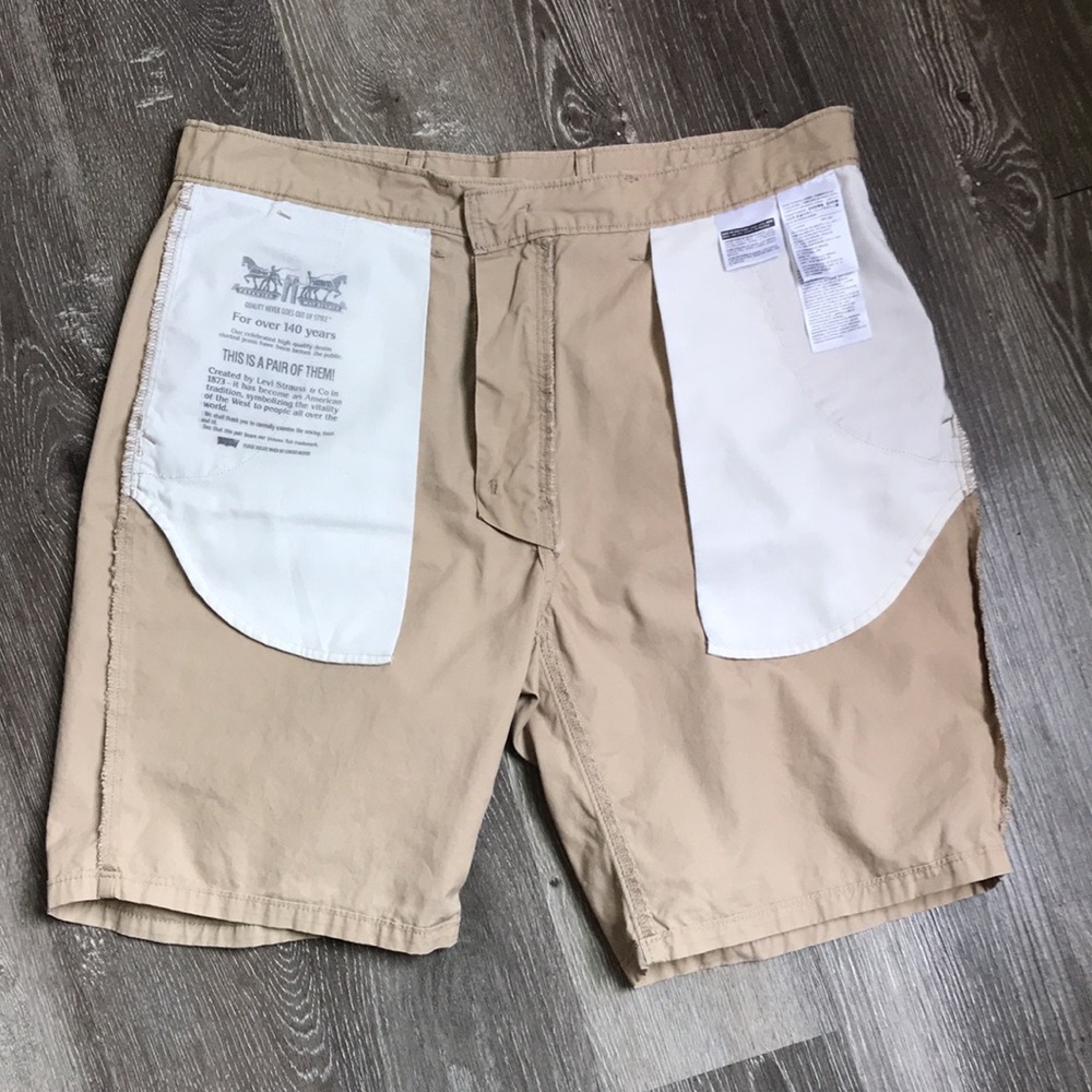 Levi’s - Picture 13 of 16